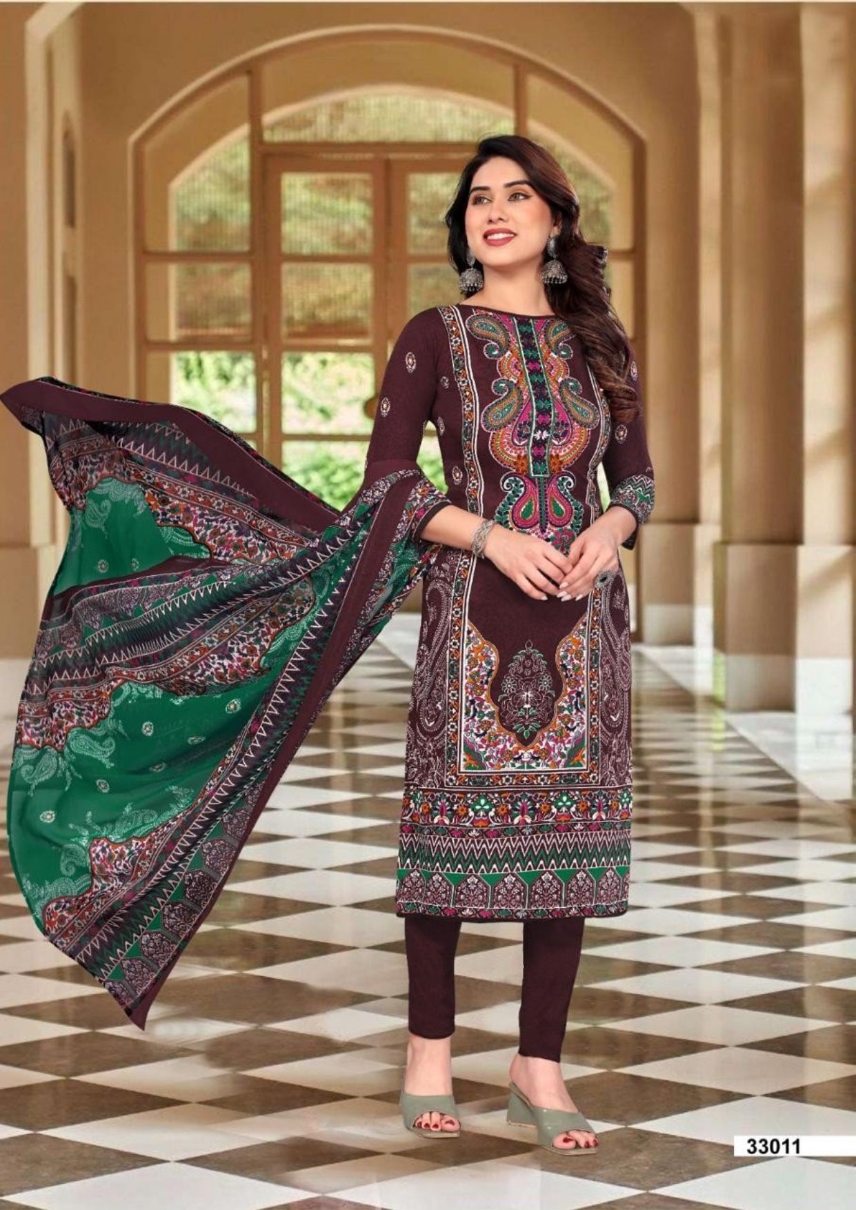 Unstitched Leon Crepe Dress Material with Chiffon Dupatta